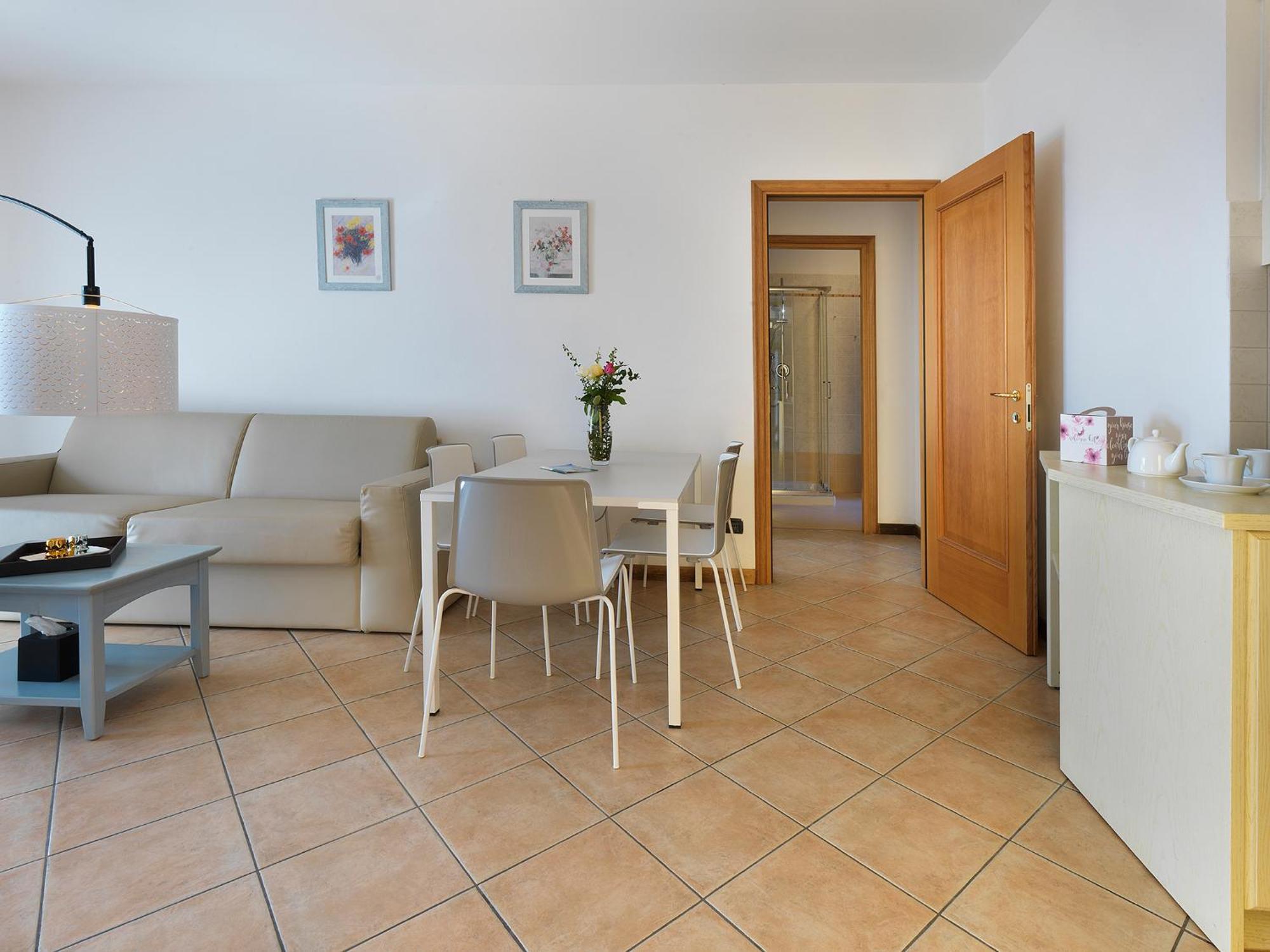 Residence Besass, GTSGroup Tignale Bagian luar foto