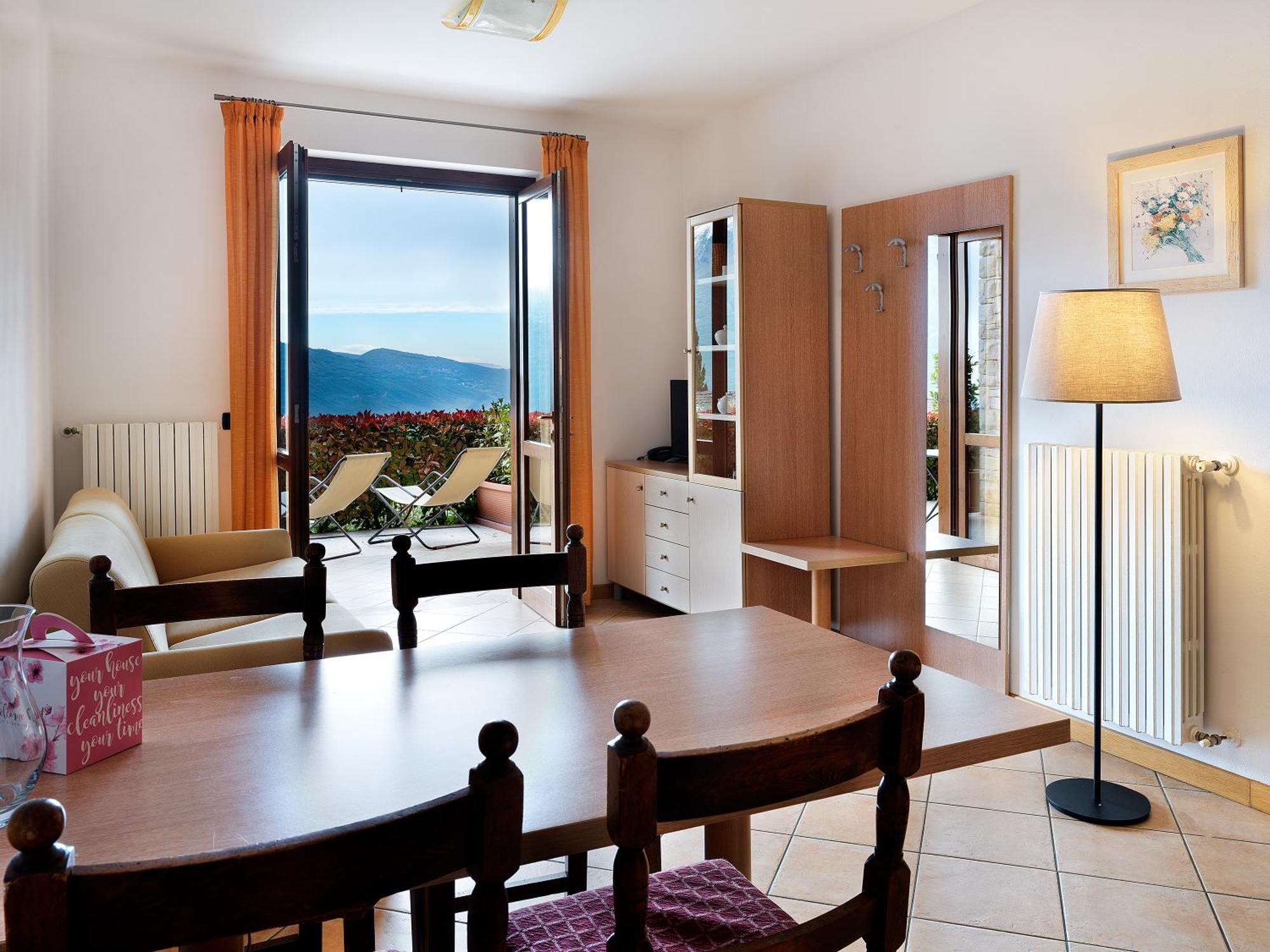 Residence Besass, GTSGroup Tignale Bagian luar foto