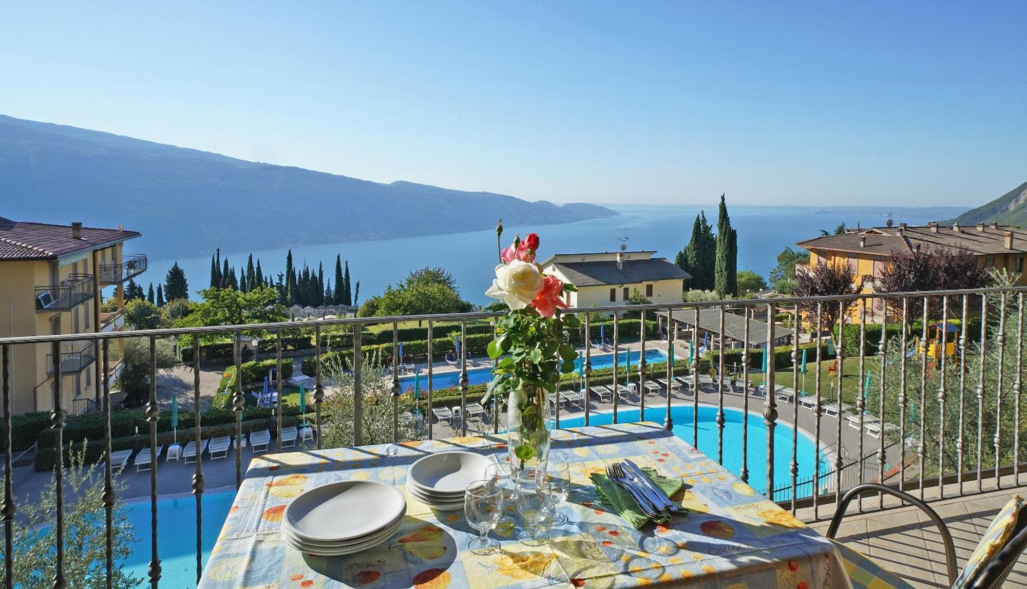 Residence Besass, GTSGroup Tignale Bagian luar foto