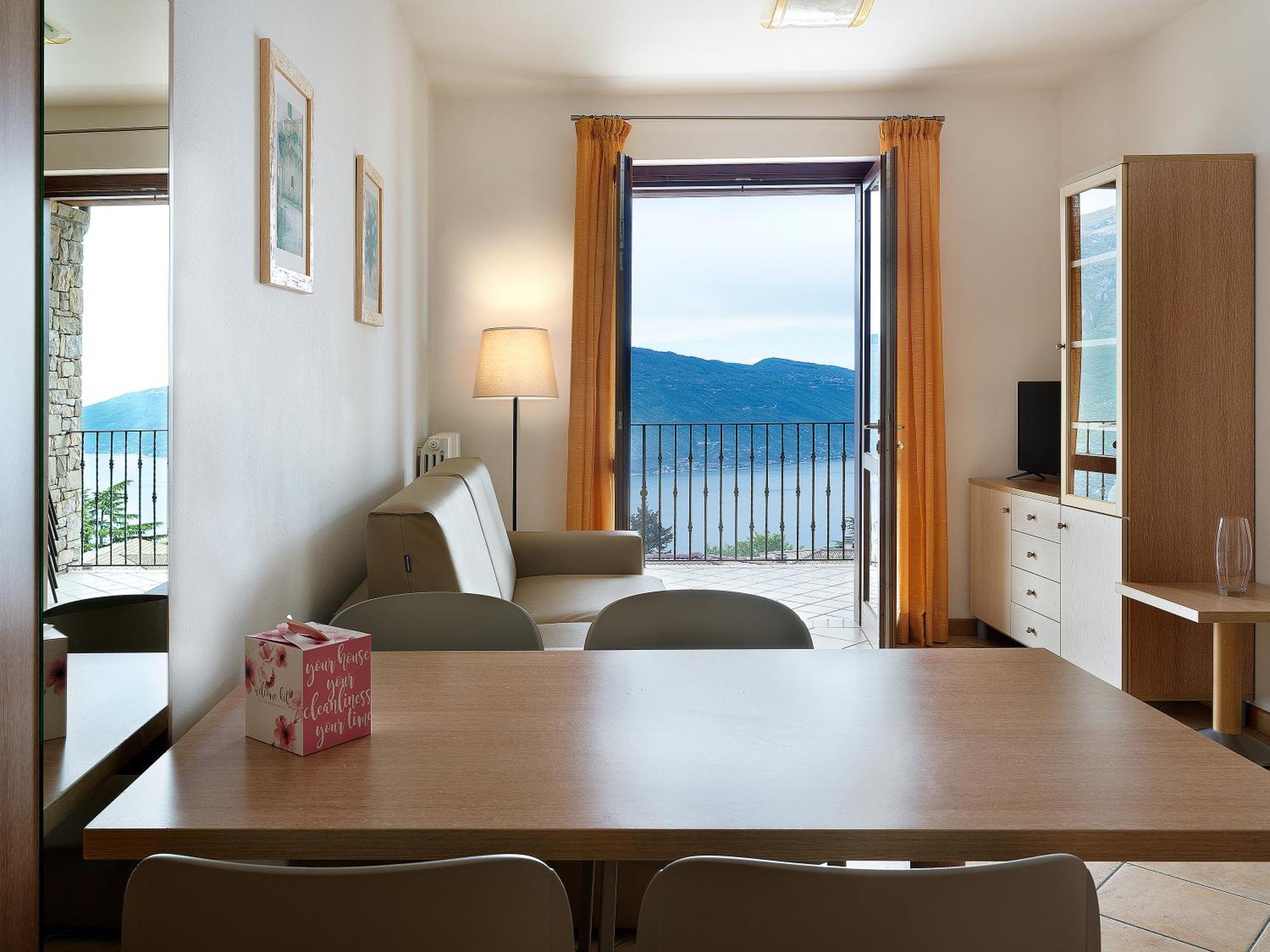 Residence Besass, GTSGroup Tignale Bagian luar foto
