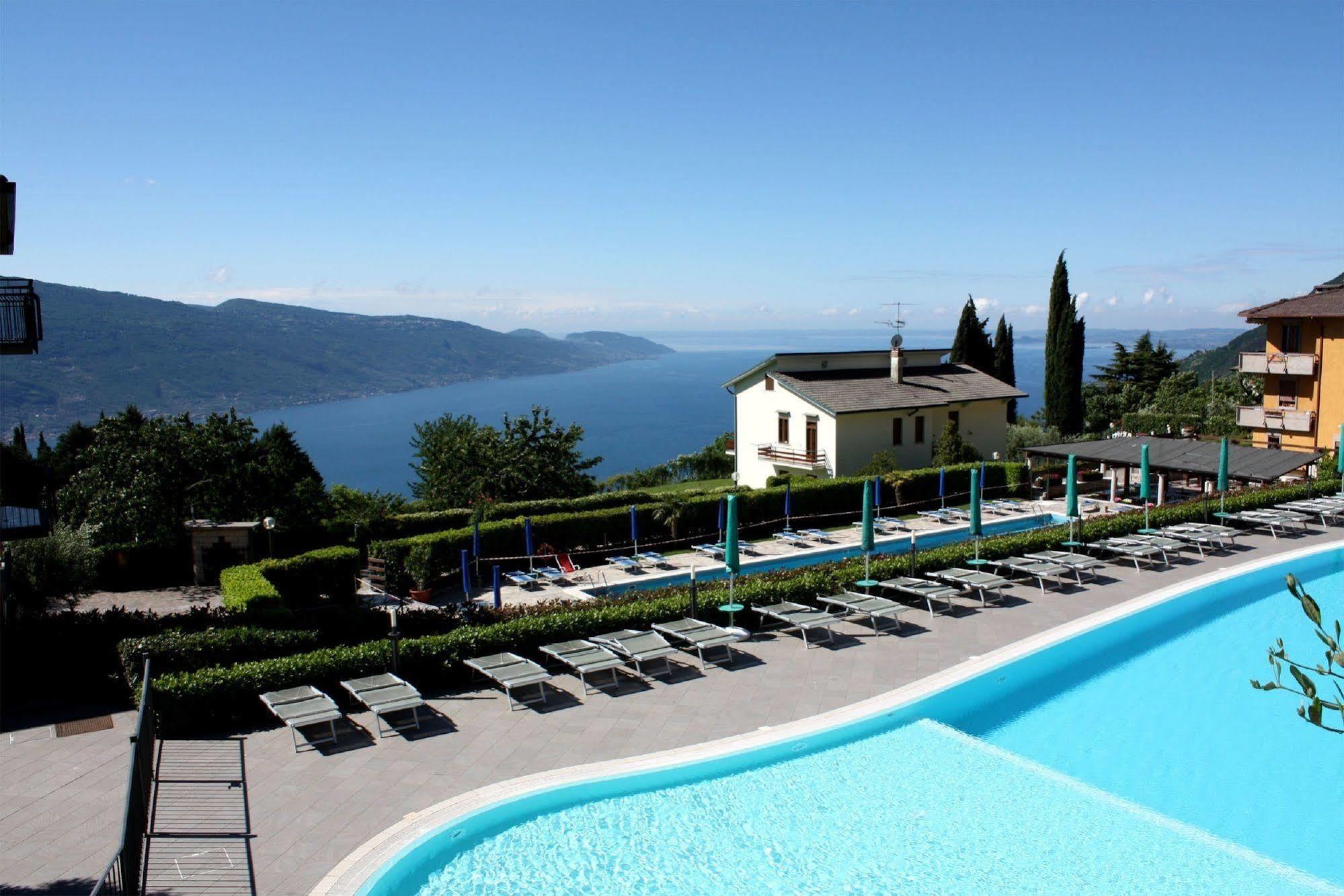 Residence Besass, GTSGroup Tignale Bagian luar foto